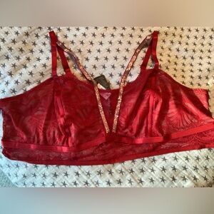 NWT Torrid Bralette, Sz 5, Red Lace